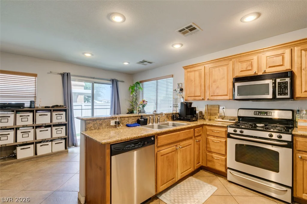 10442 Lady Angela, Las Vegas, NV 89183