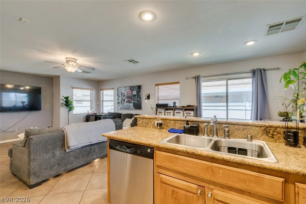 10442 Lady Angela, Las Vegas, NV 89183