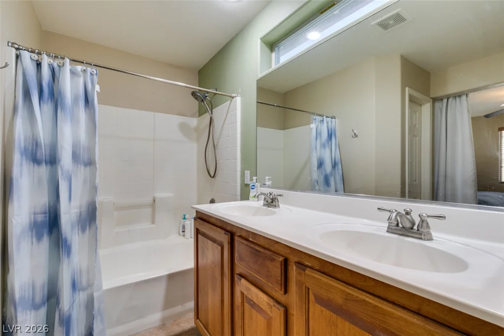 10442 Lady Angela, Las Vegas, NV 89183