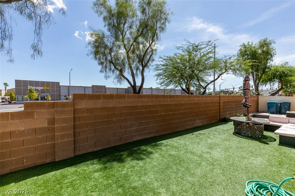 10442 Lady Angela, Las Vegas, NV 89183