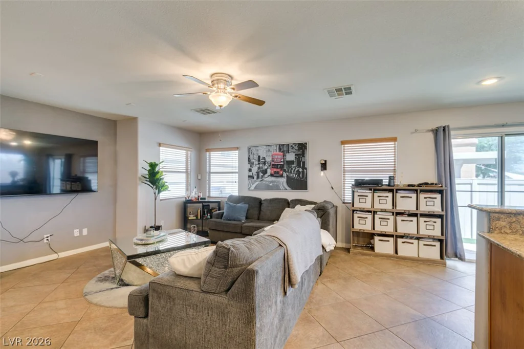 10442 Lady Angela, Las Vegas, NV 89183