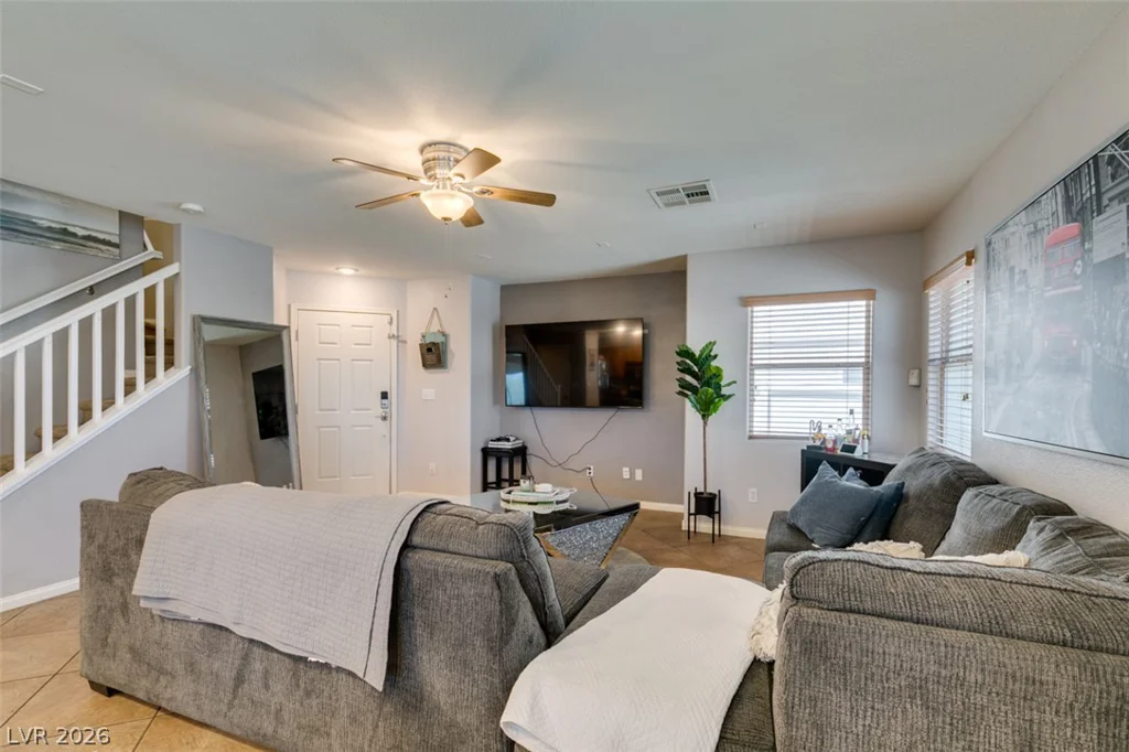 10442 Lady Angela, Las Vegas, NV 89183