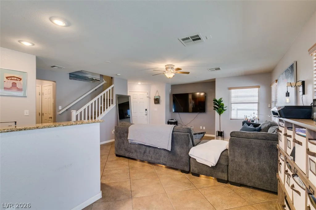 10442 Lady Angela, Las Vegas, NV 89183