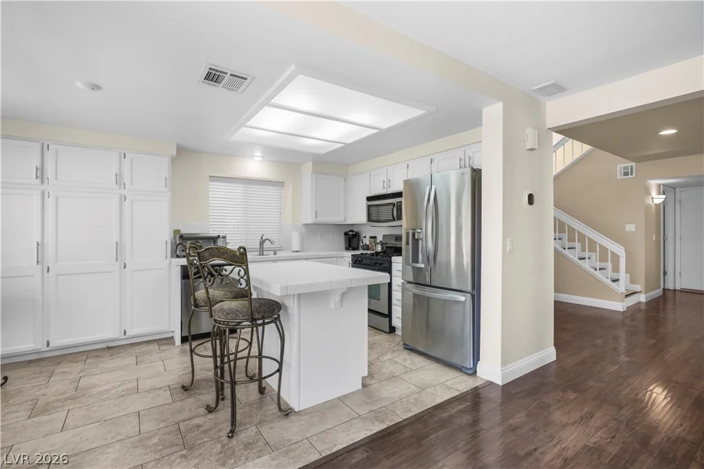 8404 Shady Shores, Las Vegas, NV 89128