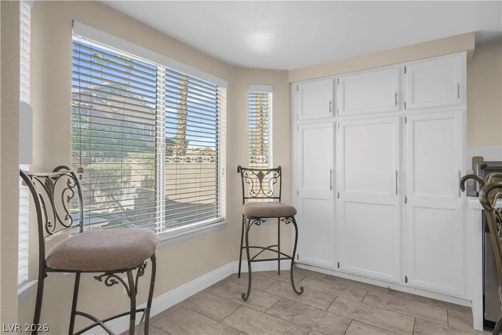 8404 Shady Shores, Las Vegas, NV 89128