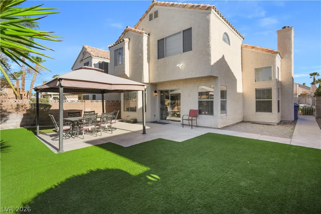 8404 Shady Shores, Las Vegas, NV 89128