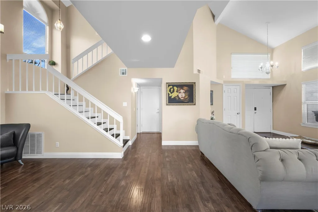 8404 Shady Shores, Las Vegas, NV 89128