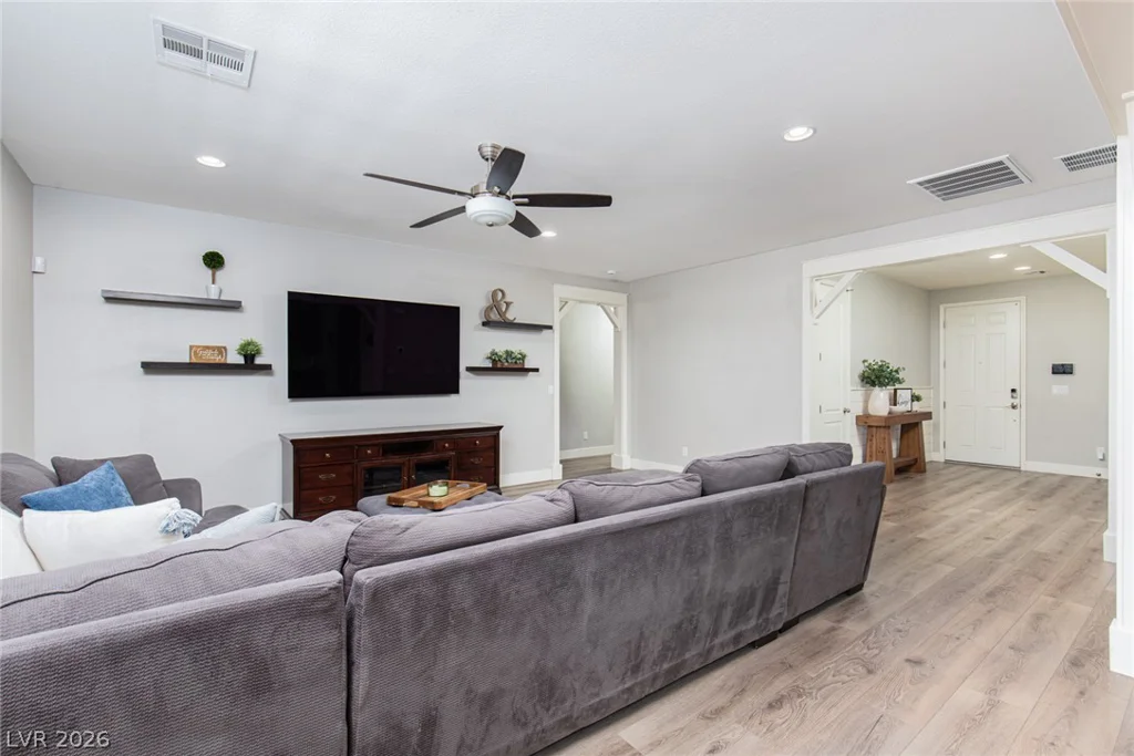 8820 Nolene Stream, Las Vegas, NV 89131