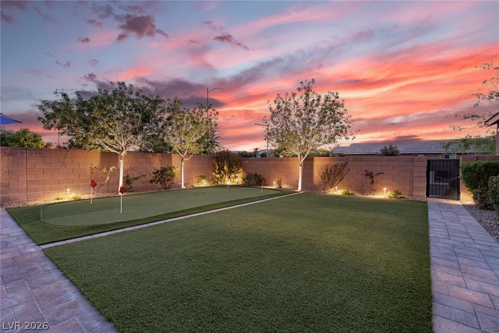 8820 Nolene Stream, Las Vegas, NV 89131