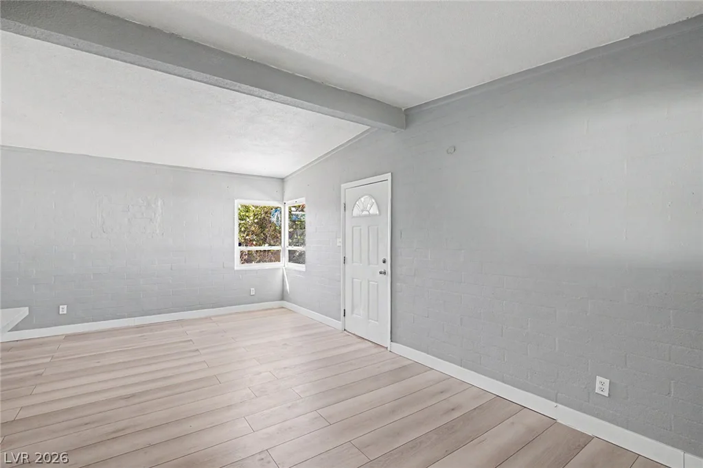 104 Stanford St, Las Vegas, NV 89107
