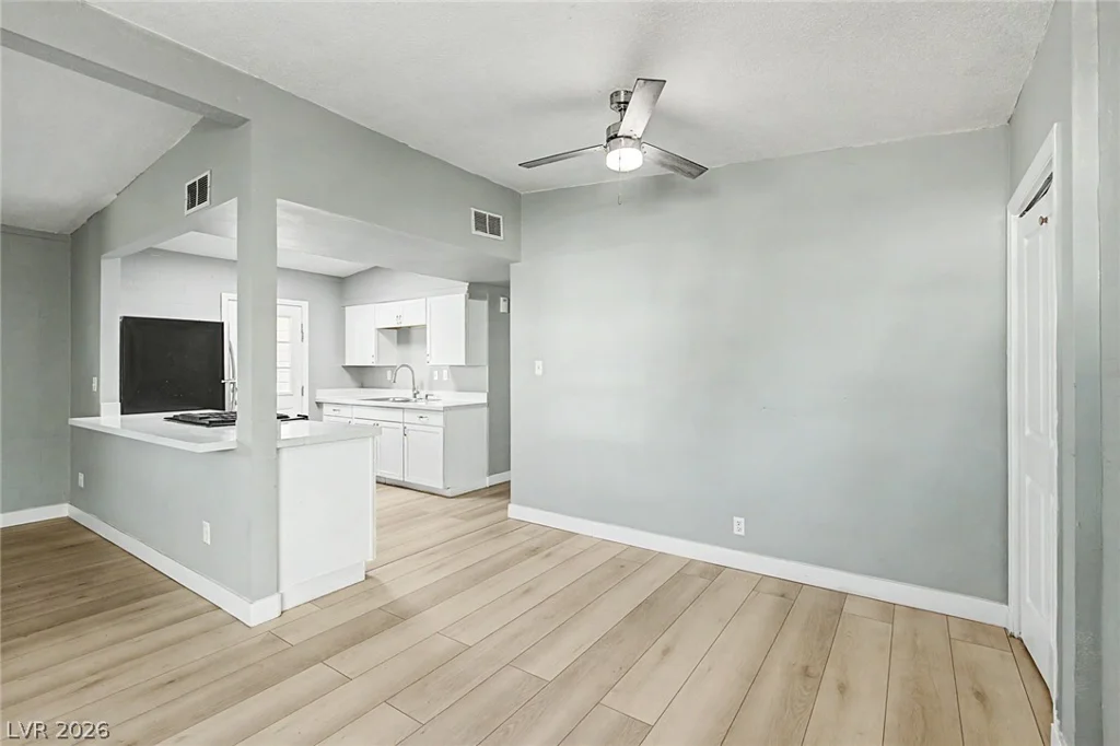 104 Stanford St, Las Vegas, NV 89107