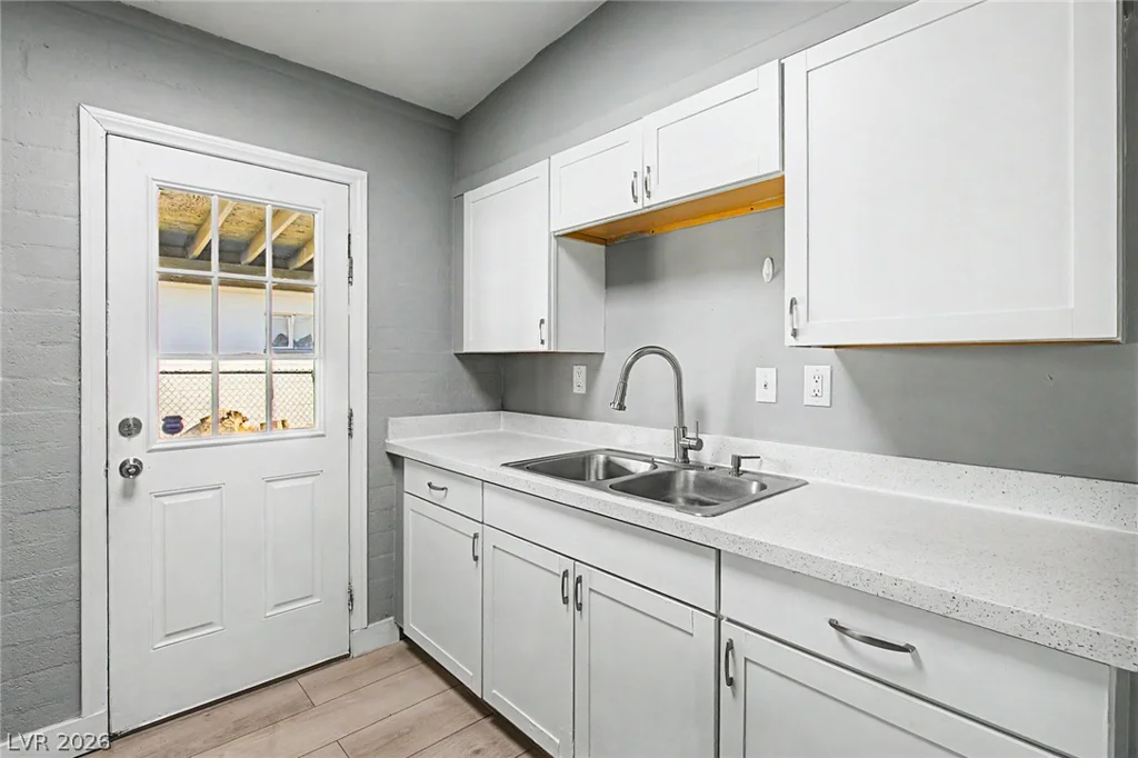 104 Stanford St, Las Vegas, NV 89107