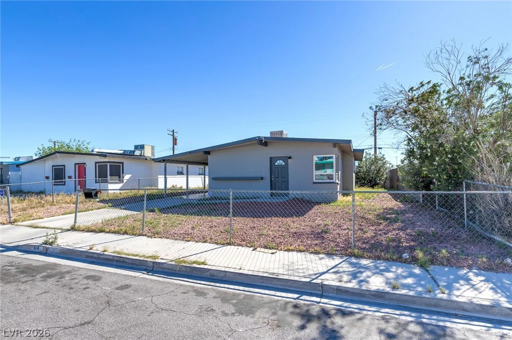 104 Stanford St, Las Vegas, NV 89107