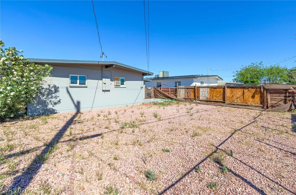 104 Stanford St, Las Vegas, NV 89107