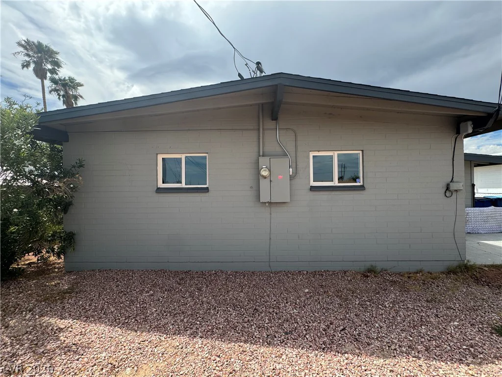 104 Stanford St, Las Vegas, NV 89107