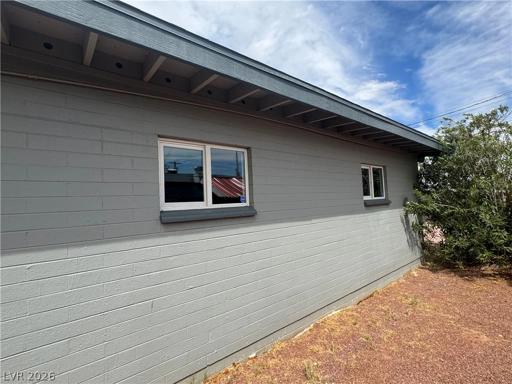 104 Stanford St, Las Vegas, NV 89107