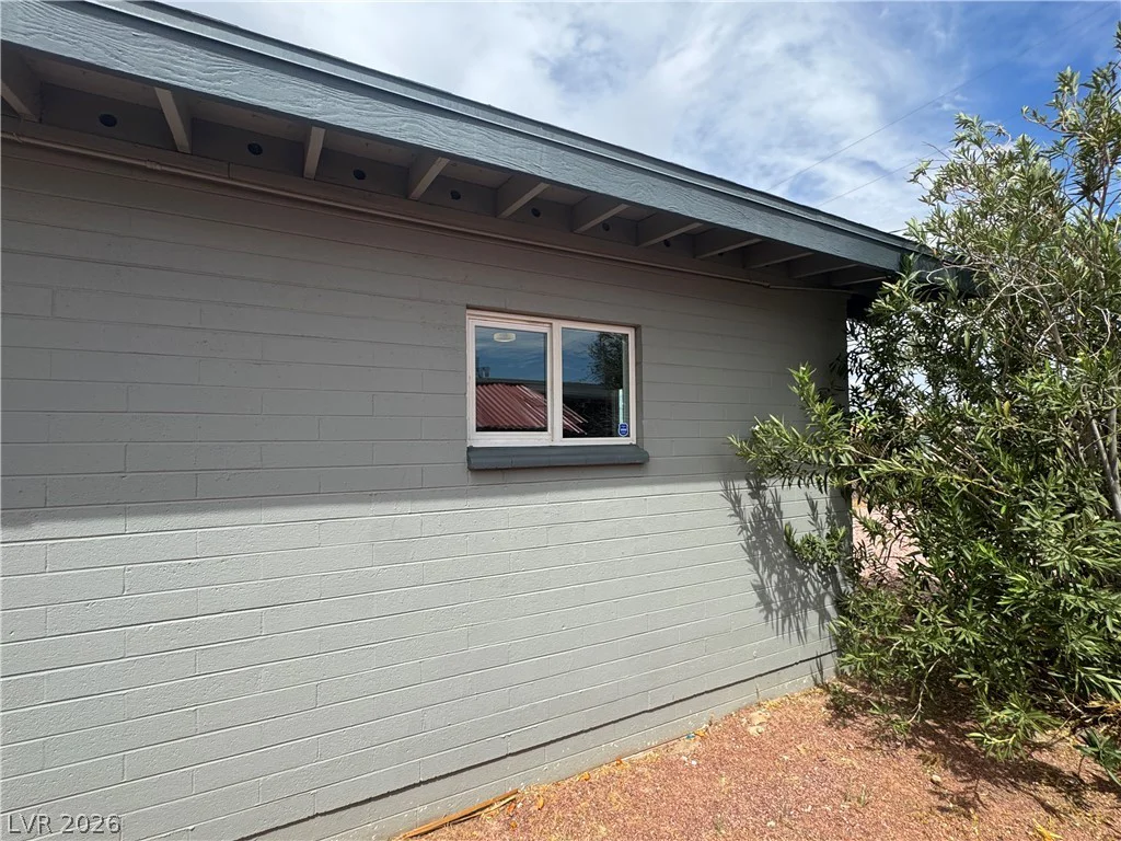 104 Stanford St, Las Vegas, NV 89107