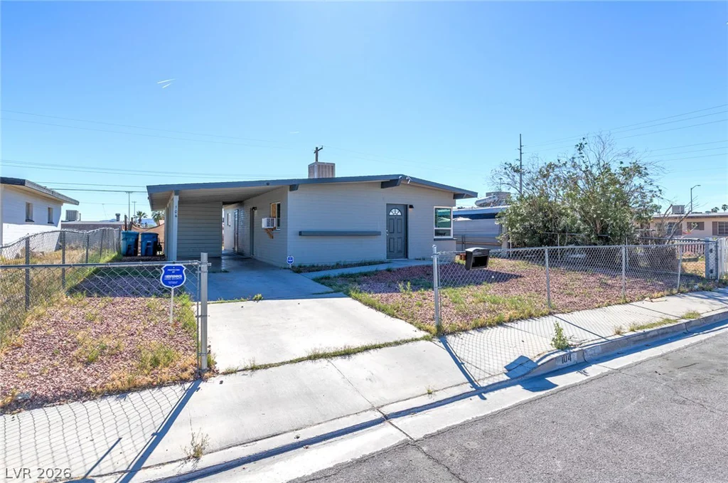 104 Stanford St, Las Vegas, NV 89107