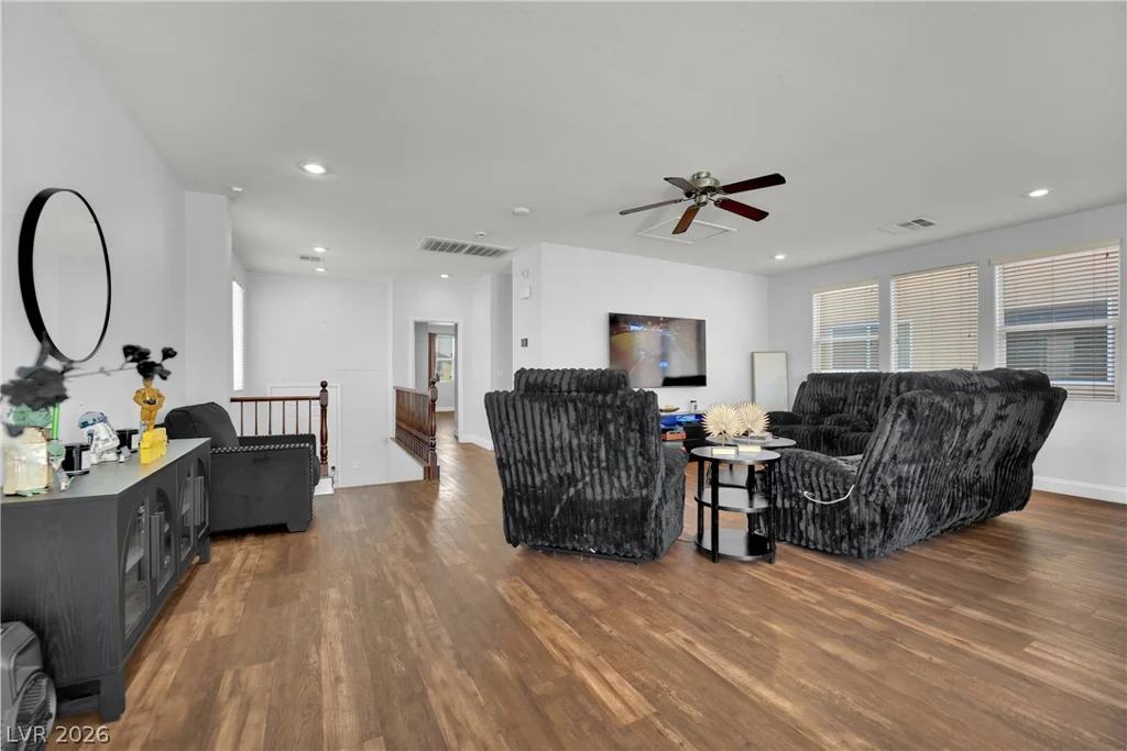 265 Morning Crest, Las Vegas, NV 89183