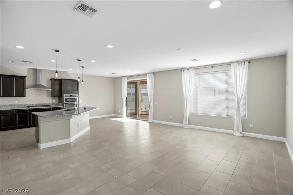 7204 Site, Las Vegas, NV 89113
