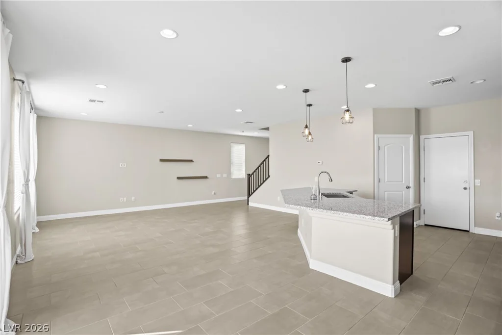 7204 Site, Las Vegas, NV 89113