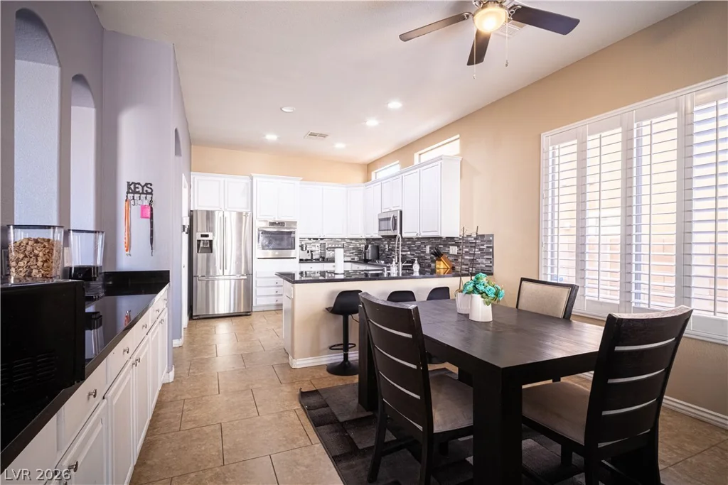 6133 Stibor, North Las Vegas, NV 89081