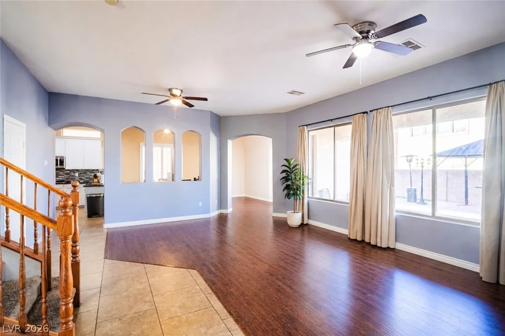 6133 Stibor, North Las Vegas, NV 89081