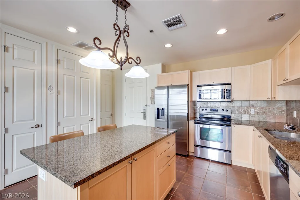 2455 Serene, Las Vegas, NV 89123