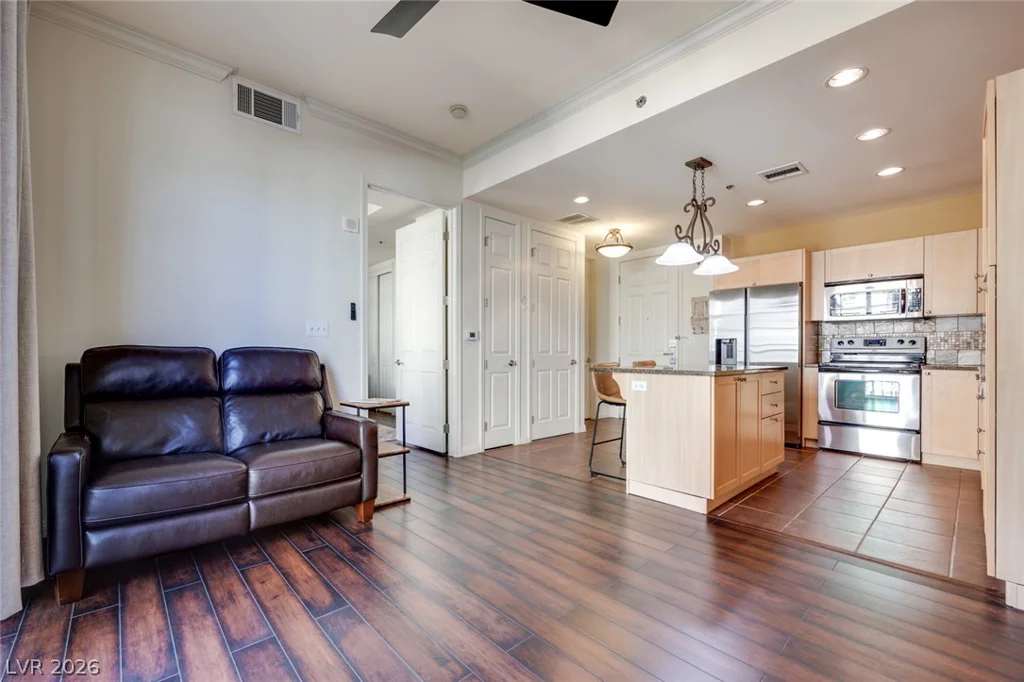2455 Serene, Las Vegas, NV 89123