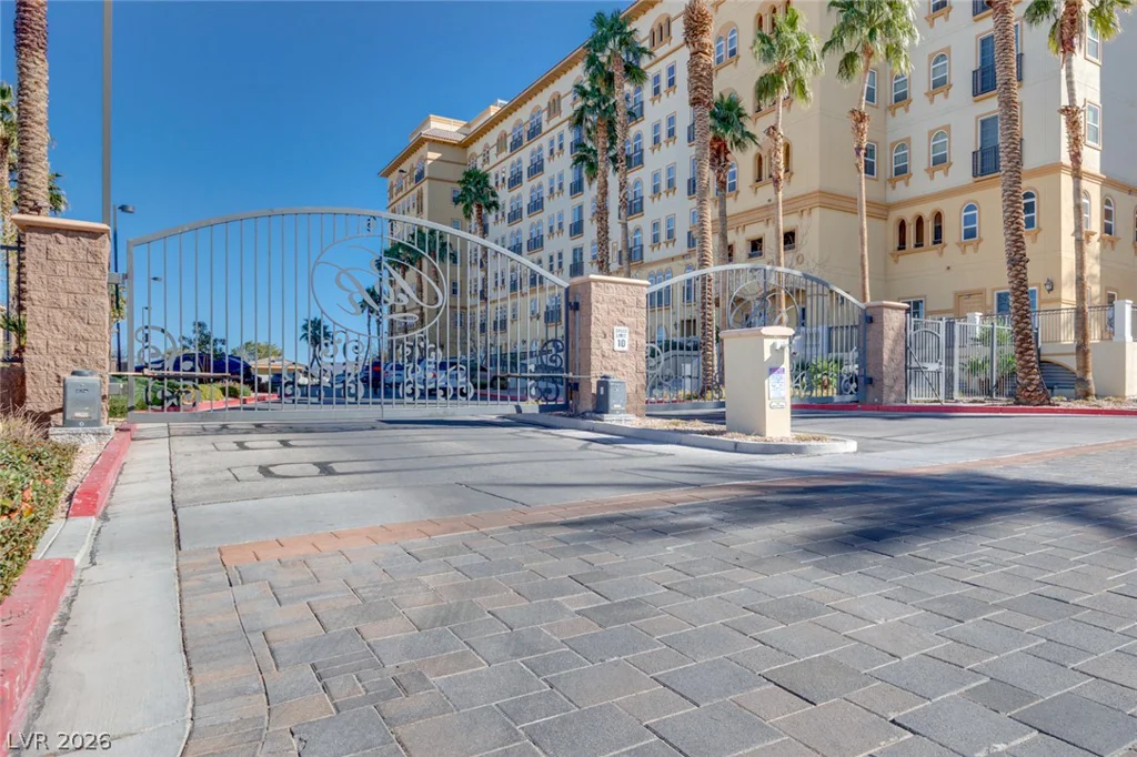2455 Serene, Las Vegas, NV 89123