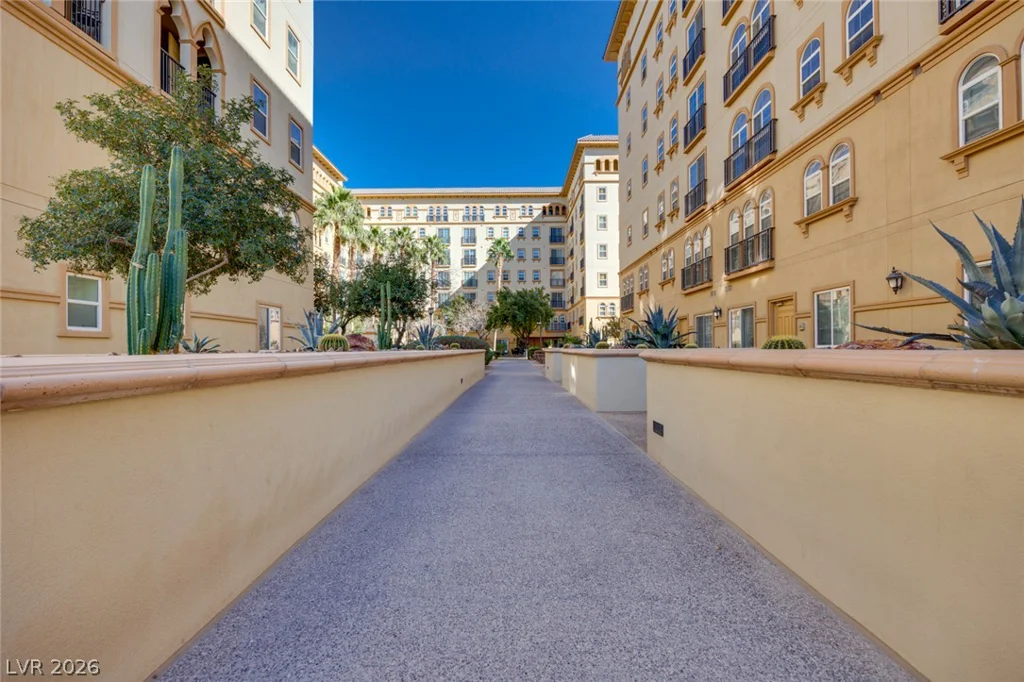 2455 Serene, Las Vegas, NV 89123