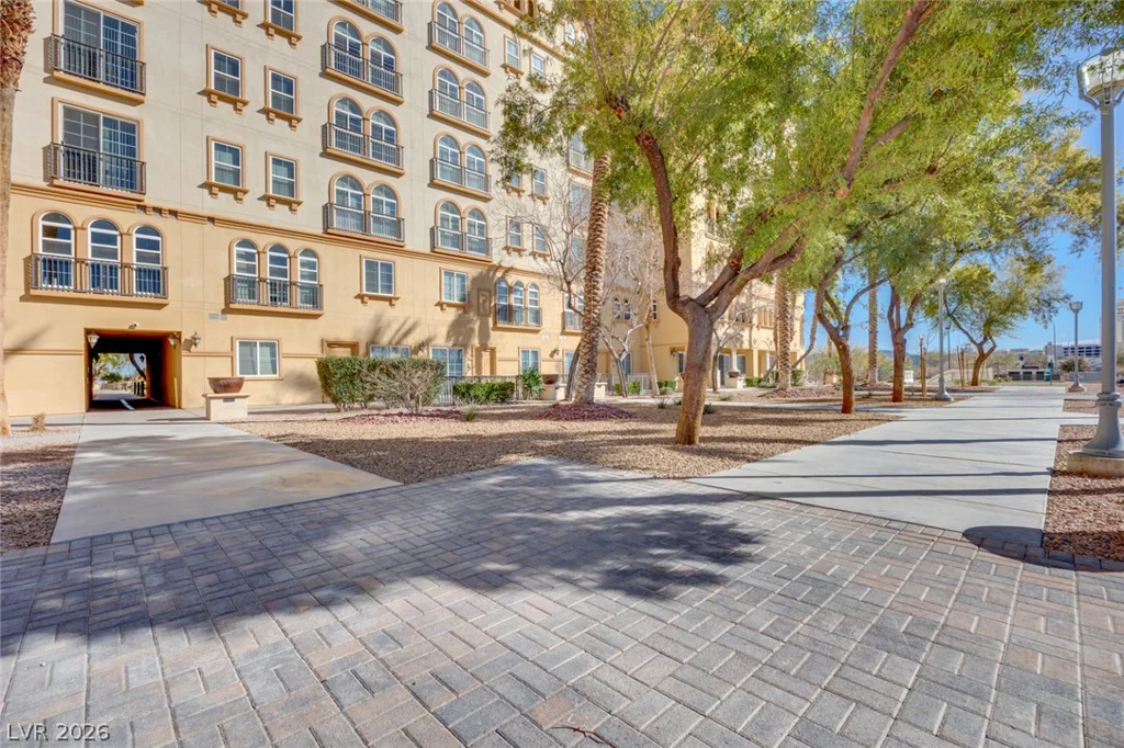 2455 Serene, Las Vegas, NV 89123