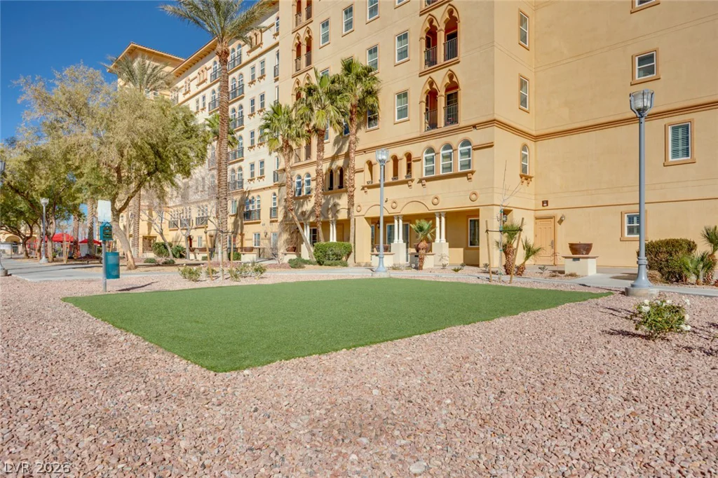 2455 Serene, Las Vegas, NV 89123