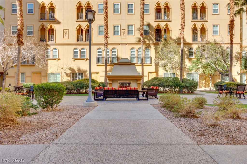 2455 Serene, Las Vegas, NV 89123