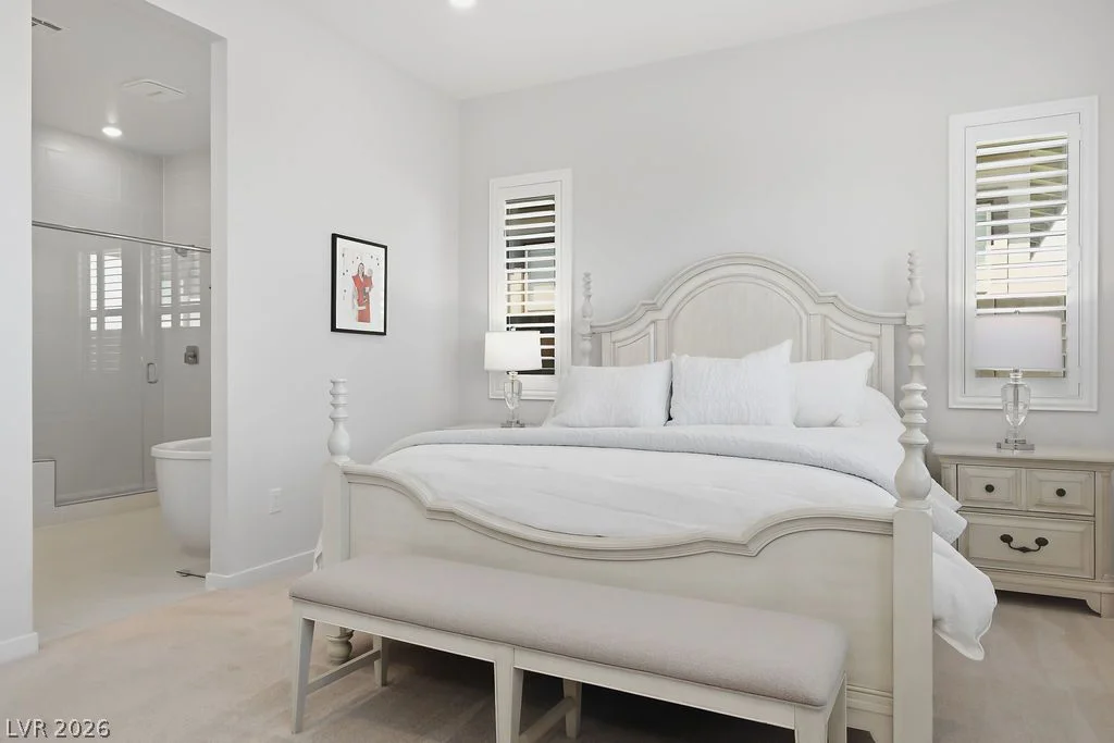 180 Medianoche, Las Vegas, NV 89138