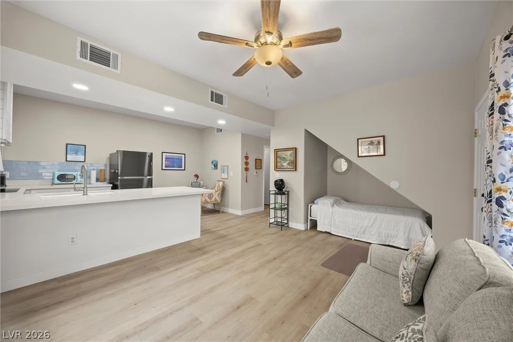 2009 Rancho Lake, Las Vegas, NV 89108