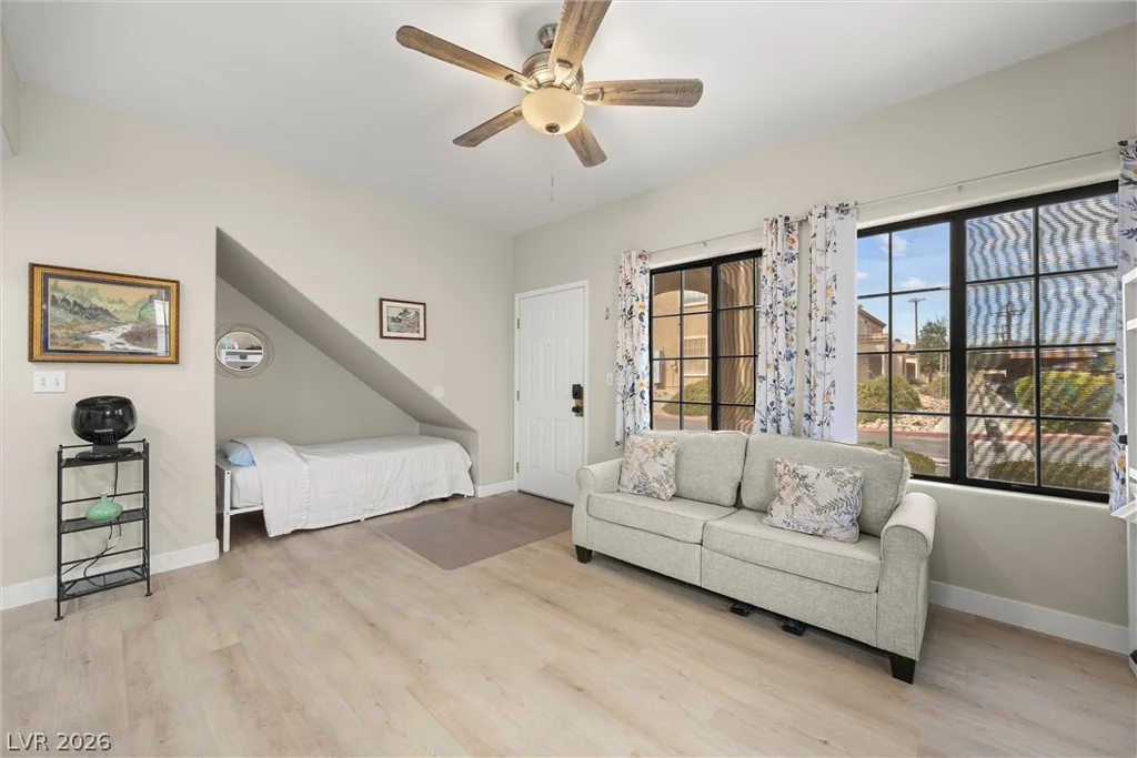 2009 Rancho Lake, Las Vegas, NV 89108