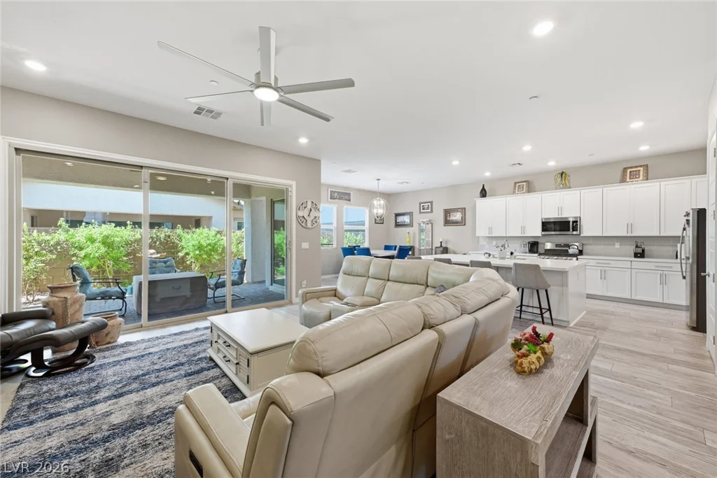 689 Corelli Cove, Henderson, NV 89011