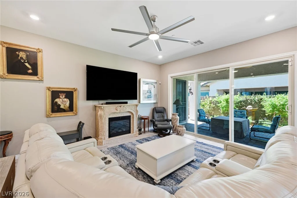 689 Corelli Cove, Henderson, NV 89011