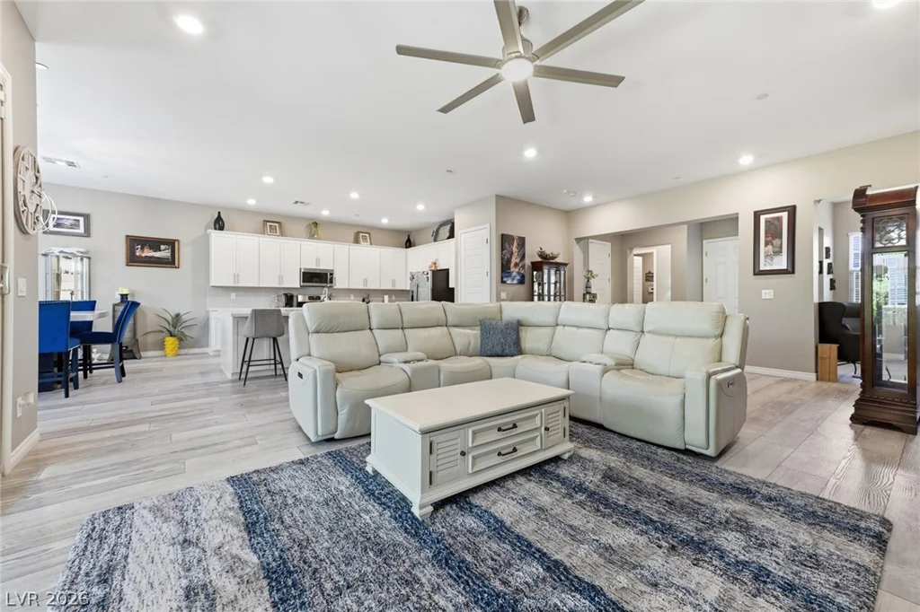 689 Corelli Cove, Henderson, NV 89011