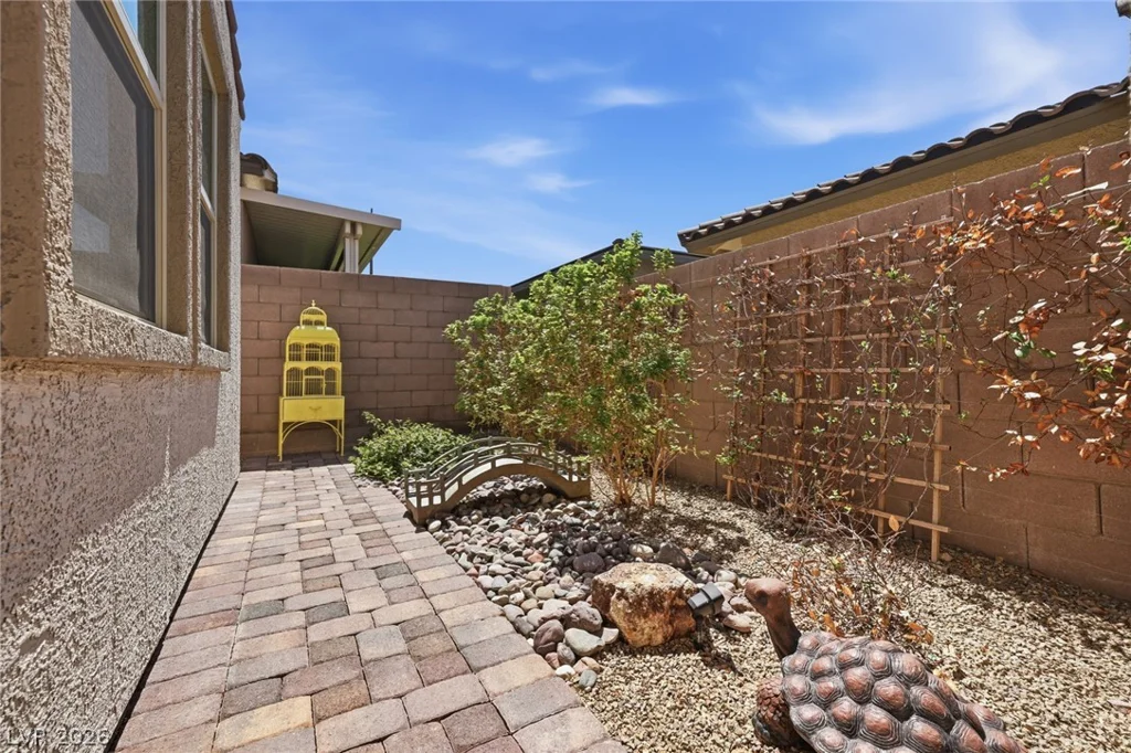 689 Corelli Cove, Henderson, NV 89011