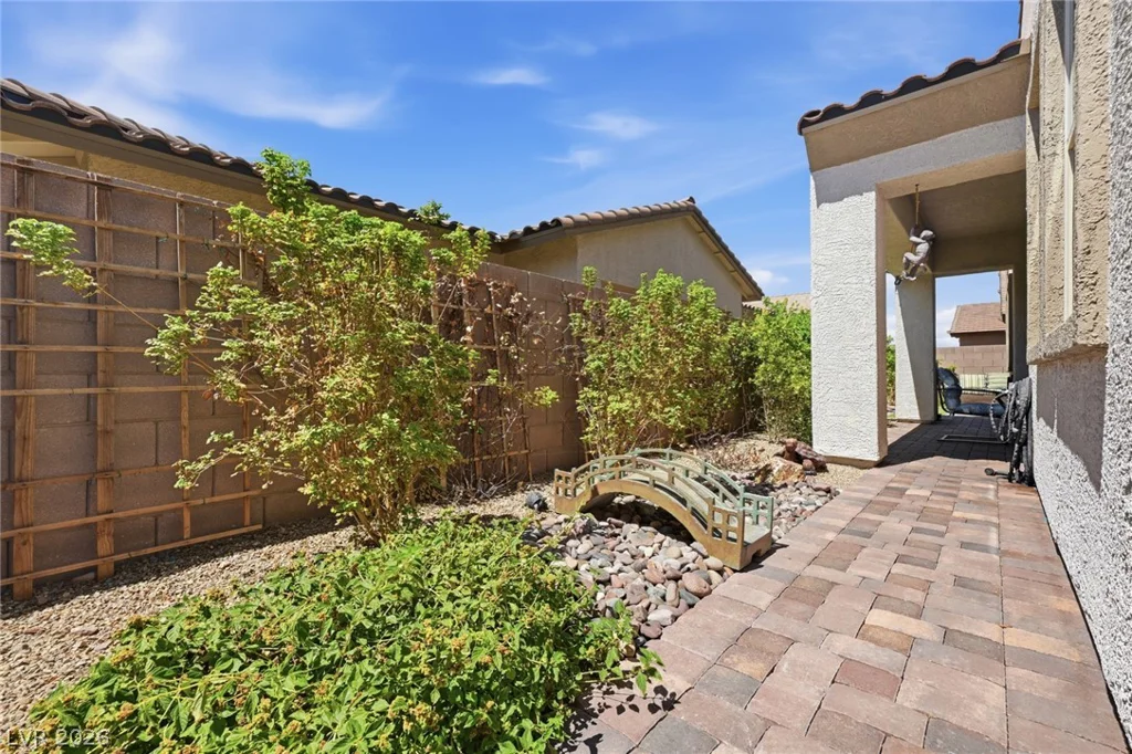 689 Corelli Cove, Henderson, NV 89011