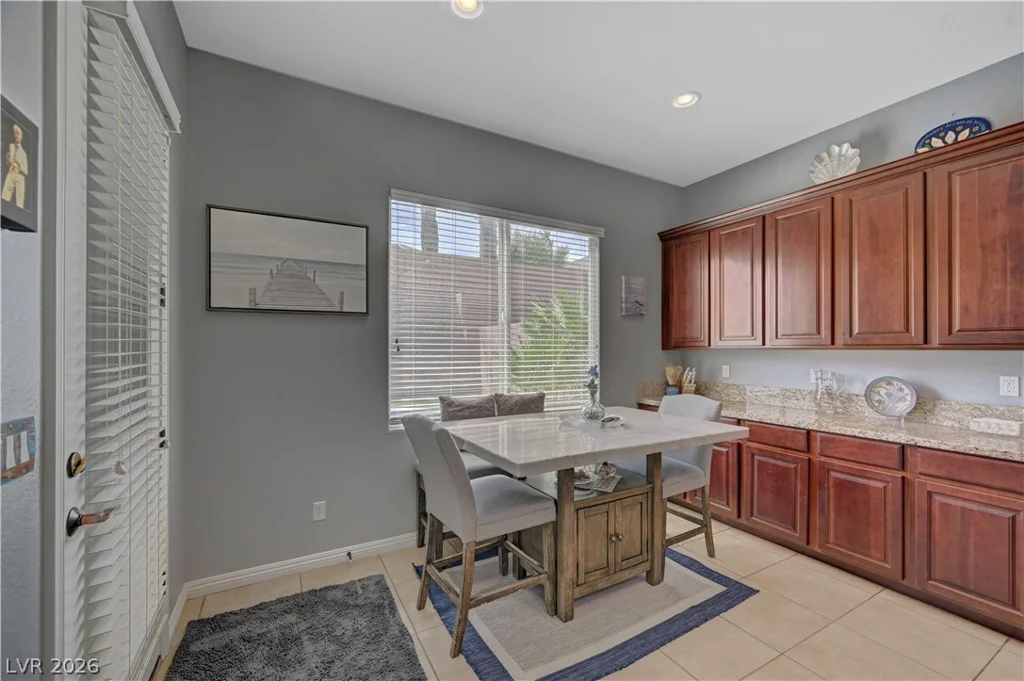 6937 Benson Ferry, Las Vegas, NV 89149