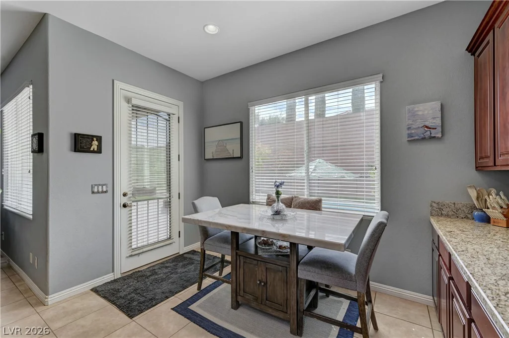 6937 Benson Ferry, Las Vegas, NV 89149