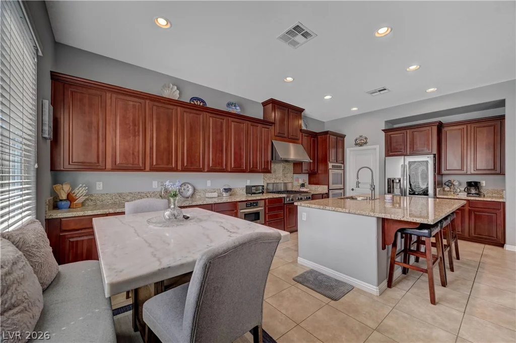 6937 Benson Ferry, Las Vegas, NV 89149