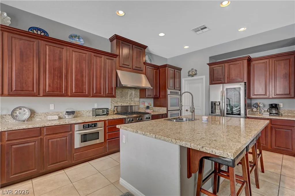 6937 Benson Ferry, Las Vegas, NV 89149