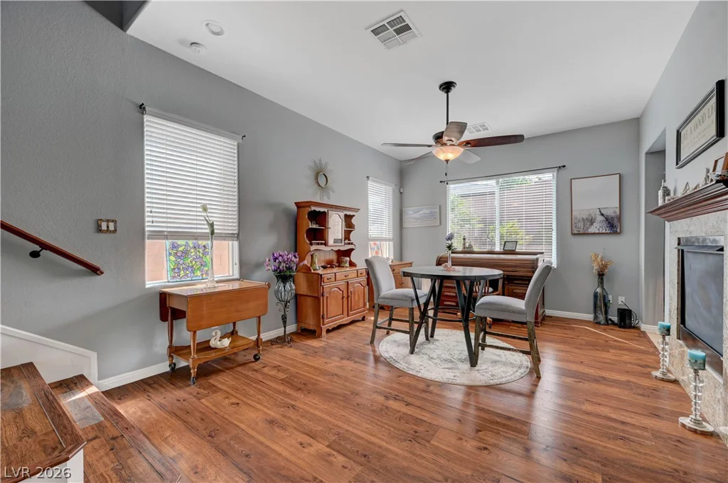 6937 Benson Ferry, Las Vegas, NV 89149
