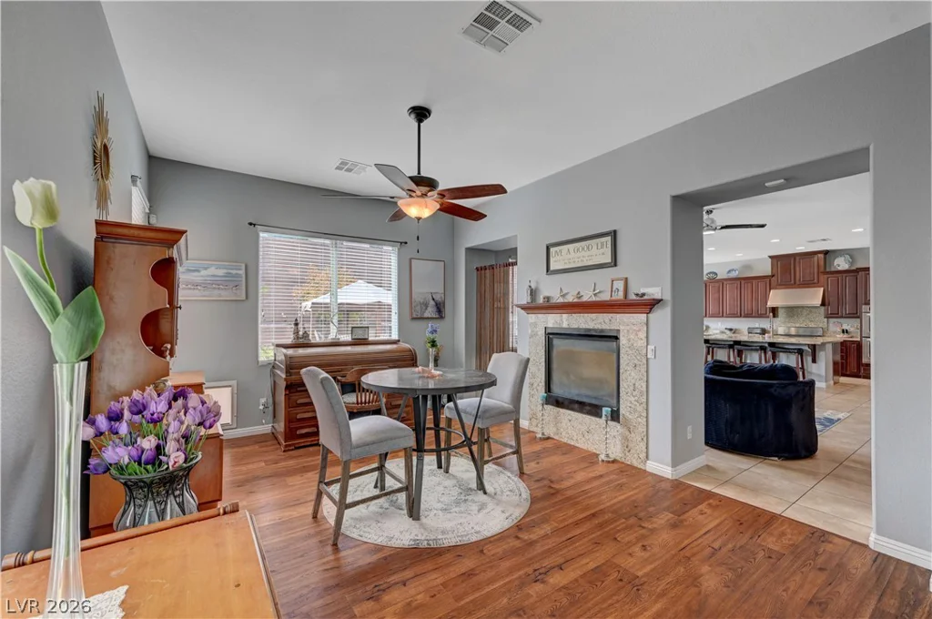 6937 Benson Ferry, Las Vegas, NV 89149