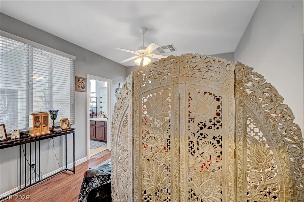 6937 Benson Ferry, Las Vegas, NV 89149
