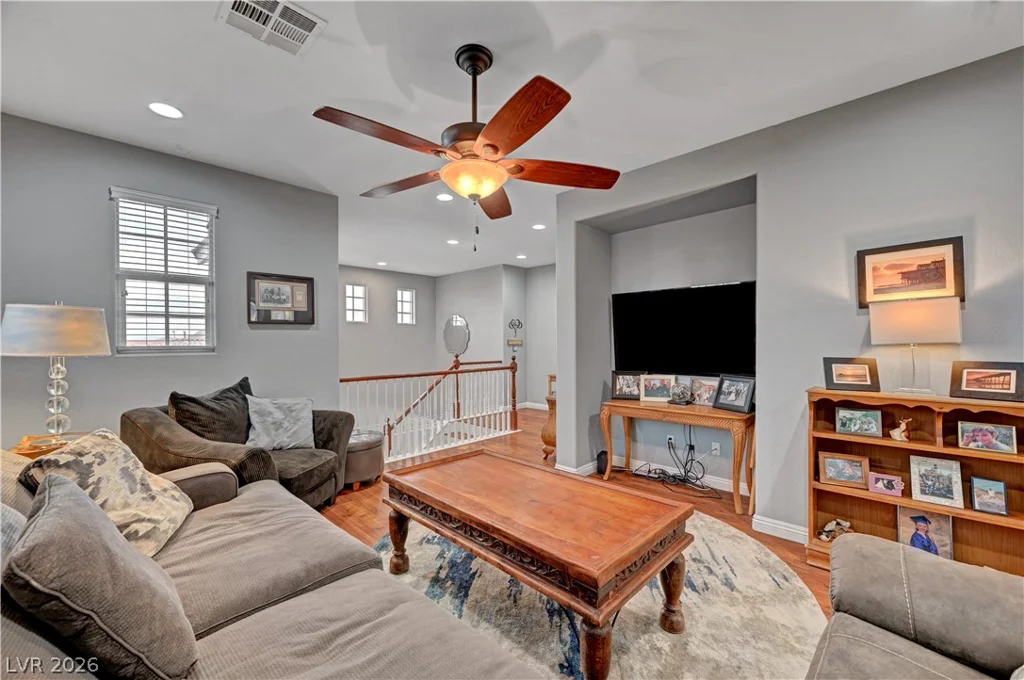 6937 Benson Ferry, Las Vegas, NV 89149